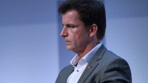 Berghegger drängt auf rechtssichere Bezahlkarte für Flüchtlinge