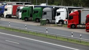 Etwas weniger mautpflichtige Lkws auf Autobahnen im September