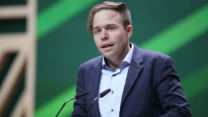 Grünen-Europapolitiker Andresen verlangt 16 Euro Mindestlohn