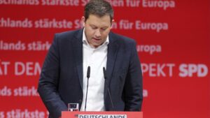Klingbeil lehnt Renten-Nullrunde ab