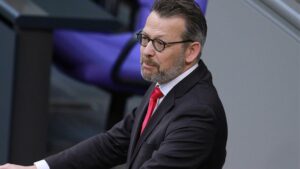 FDP-Chefhaushälter Fricke fordert Einfrieren der Sozialausgaben