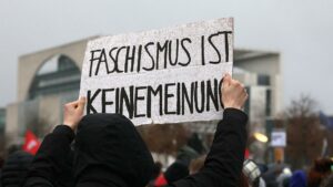 Gesundheitsbranche warnt vor Rechtsextremismus