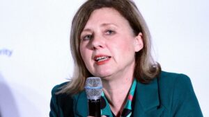 EU-Kommissarin Jourova warnt vor Informationskrieg mit Russland