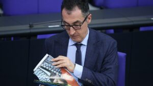 Özdemir sieht Schuld für schlechtes Ampel-Image bei der Ampel