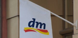 Gesundheitspolitiker kritisieren geplanten "dm"-Arzneimittelversand