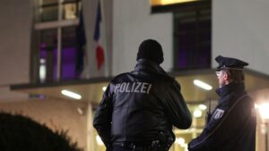 Innenministerin verstärkt Anti-Terror-Kooperation mit Frankreich