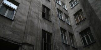 Wüst verlangt Vorkaufsrecht für Städte bei Schrottimmobilien