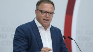 Thüringens CDU-Chef Voigt will Höcke in TV-Duell inhaltlich stellen