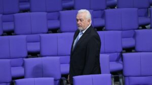Kubicki wirft Merz "Größenwahn" vor