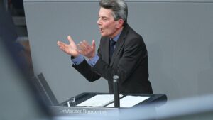 Mützenich weist Kritik an seinen Ukraine-Äußerungen zurück