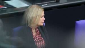 Kubicki wirft Faeser autoritäre DDR-Denkweise vor