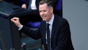 FDP bringt nach Konjunkturprognose Soli-Abschaffung ins Spiel