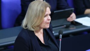 Faeser setzt bei Jugendkriminalität auf "harte Hand des Staates"