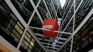 SPD-Linke reicht Mitgliederbegehren zum Haushalt bei Parteispitze ein