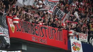 1. Bundesliga: Stuttgart besiegt Frankfurt mühelos