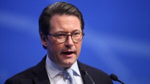 Verkehrsministerium hält sich nach Anklage gegen Scheuer bedeckt