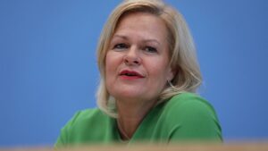 Faeser lobt Großrazzia gegen Schleuser