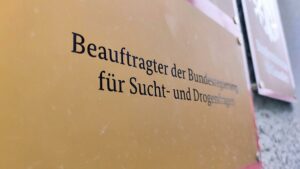 Bundesdrogenbeauftragter besorgt über Anstieg des Crack-Konsums