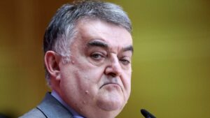 NRW-Innenminister: Attentäter von Solingen kooperiert mit Behörden