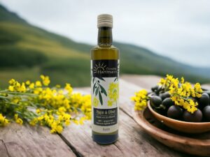 Neues Basisöl der Ölmühle Hartmann