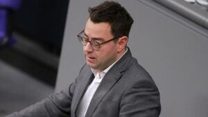 Grünen-Verteidigungspolitiker kritisiert Rheinmetall