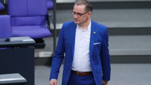 Chrupalla: Härtere Strafen für Politiker-Attacken wären "Quatsch"