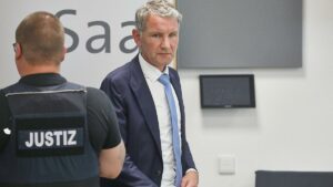 Höcke wegen SA-Parole zu Geldstrafe verurteilt