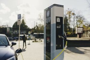 Arcus Infrastructure Partners investiert einen zweistelligen Millionenbetrag in eze.network.