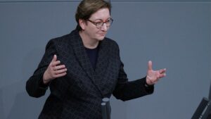 Bauministerin will "Signal" an Ukraine senden