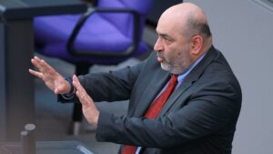Nouripour mahnt zu Disziplin im Haushaltsstreit