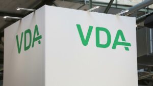 Automobilverband wirft Scholz "Realitätsverweigerung" vor