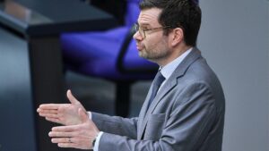 Justizminister dringt auf straffere Asylprozesse