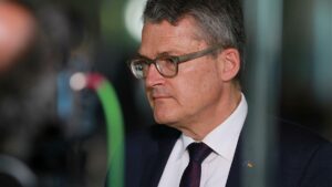 Kiesewetter kritisiert späten Entschluss zu Sondervermögen