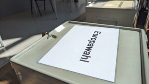 Bundeswahlleiterin: Mehr junge Wähler bei Europawahl 2024