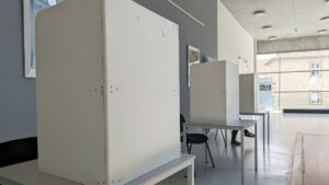 Gesetzespläne zur Wählbarkeit von Volksverhetzern stoßen auf Kritik