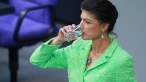 Wagenknecht will in Thüringen Ministerpräsidentin stellen