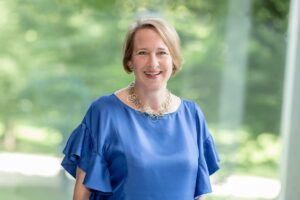 bunton beruft weitere Beiratsmitglieder