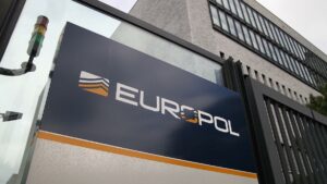 Europäische Behörden zerschlagen langjährigen Darknet-Drogenmarkt