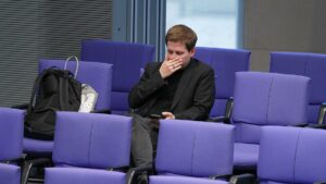 Kühnert gesteht Fehler im Wahlkampf ein