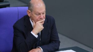 Ex-Regierungssprecher Béla Anda kritisiert Scholz