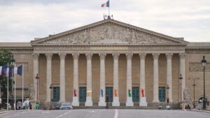 Französischer Premierminister verliert Vertrauensfrage