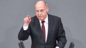 Wahlrechtsreform: Gysi rechnet mit Schlappe für Ampel in Karlsruhe