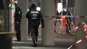 NRW-Innenminister rechnet "jederzeit" mit Terroranschlag