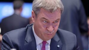 Söder stellt individuelles Asylrecht infrage