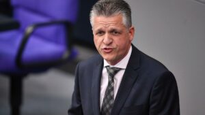 Frei fordert Neuwahlen bei Ampel-Debakel in Ostdeutschland