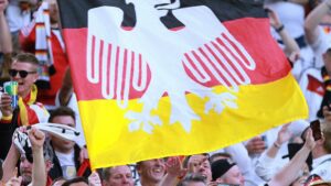 Grüne und Linke sorgen sich um deutsche Fußball-Fans in den USA