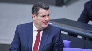 Mindestlohnkommission übt scharfe Kritik am Bundesarbeitsminister