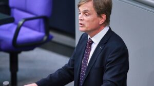 AfD beansprucht mittelfristig Kanzlerschaft für sich