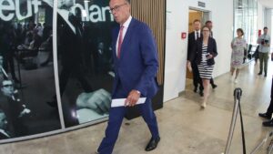 Umfrage: Image von Friedrich Merz verbessert sich