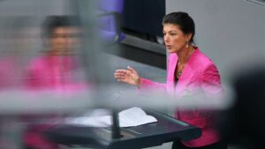 Wagenknecht warnt vor russischen Atomschlägen